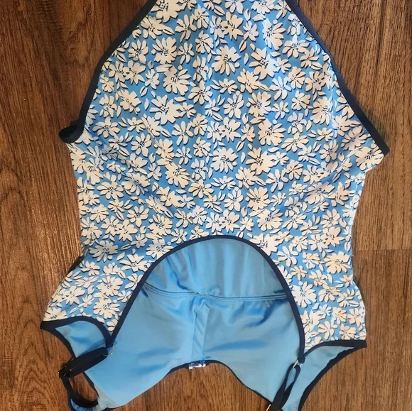 Lilly Pulitzer Swimsuit - Picture 4 of 5